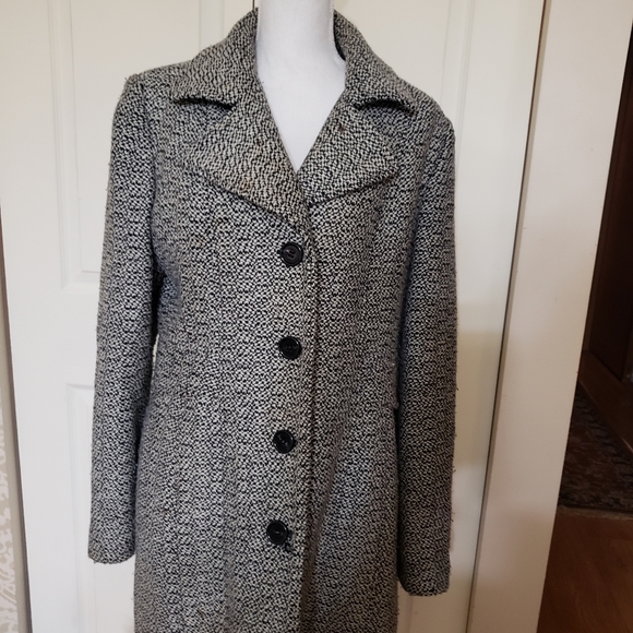 Jackets & Blazers - Ladies sz large tweed coat